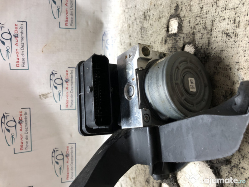 Pompa abs BMW Seria 2 F46 1.5 Benzina 2016