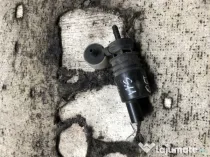 Pompa spalator vas faruri Skoda Octavia 3 2015