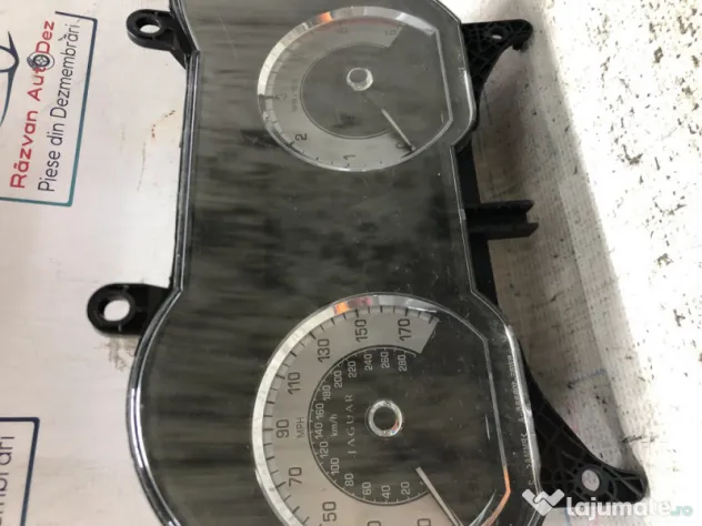 Ceasuri Bord UK Jaguar XF 2010