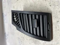 Grila ventilatie stanga BMW Seria 1 E87 2012