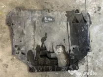 Scut motor plastic Ford Kuga 2010