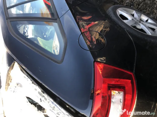 Aripa Dreapta Spate Skoda Rapid Spaceback 2013