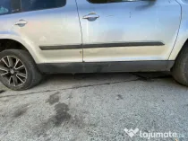 Prag dreapta plastic Skoda Yeti 2.0 Motorina 2012