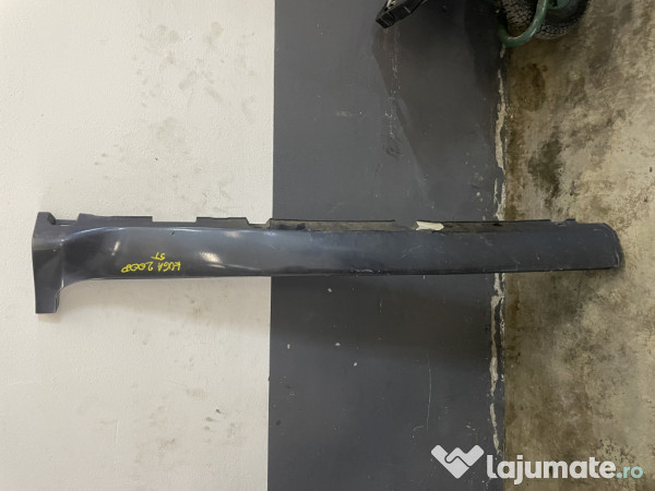 Prag stanga plastic Ford Kuga 2.0 Motorina 2008