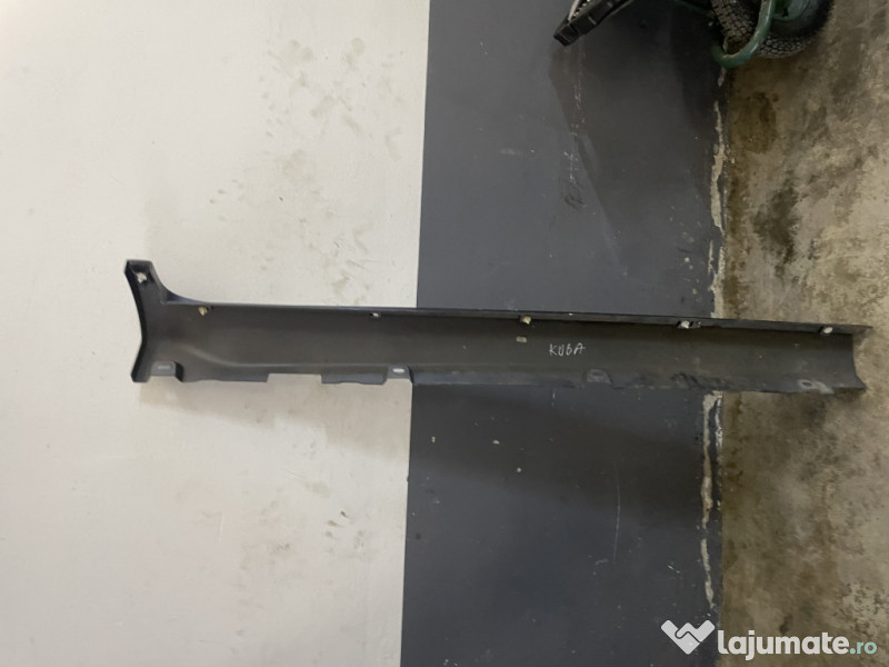 Prag stanga plastic Ford Kuga 2.0 Motorina 2008