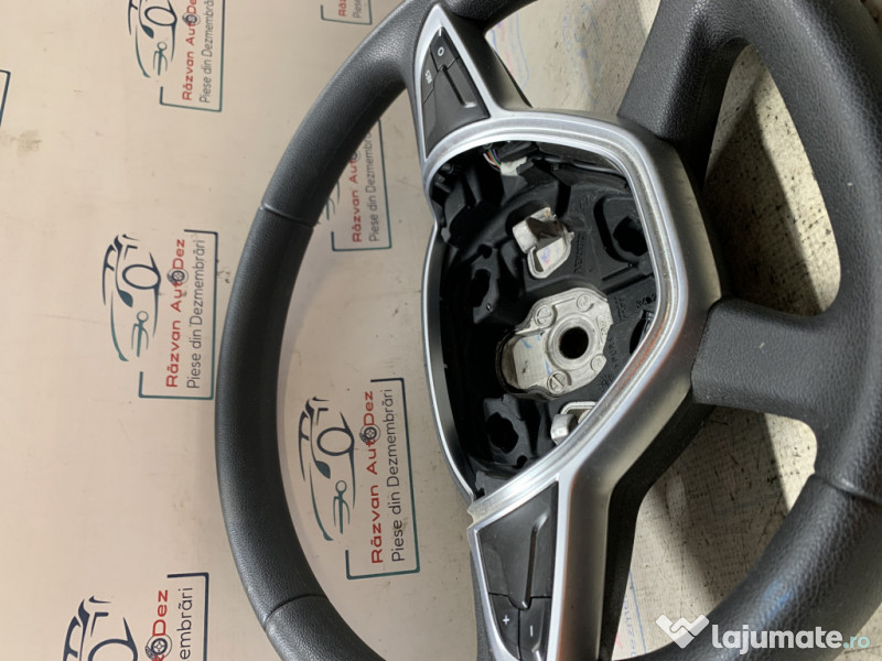 Volan cu comenzi Dacia Logan Mcv 0.9 Benzina 2018