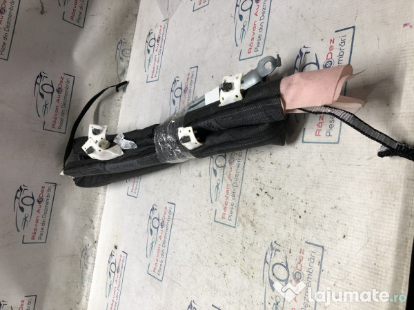 Airbag cortina dreapta Dacia Duster - Benzina 2019