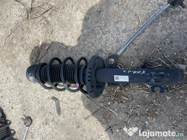 Amortizor dreapta Skoda Fabia 3 1.4 Motorina 2015