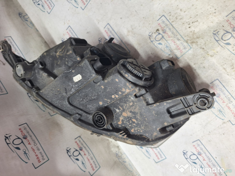 Far dreapta Skoda RAPID 1.6 Motorina 2015