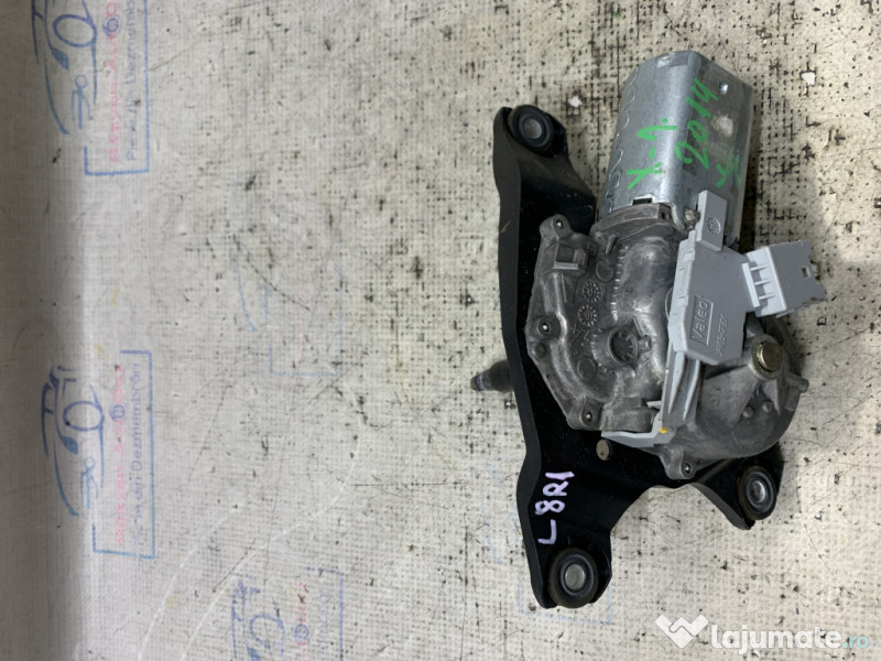 Motoras stergator hayon BMW X1 F48 - Motorina 2014