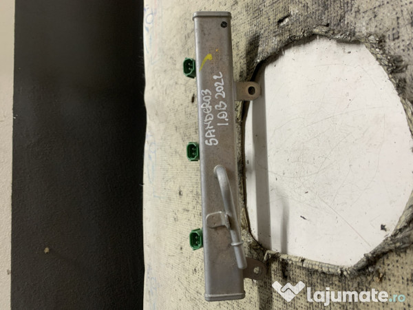 Rampa plus injectoare Dacia Sandero 3 1.0 Benzina 2022