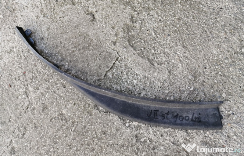 Extensii - spoiler sub bara Opel Astra J