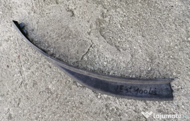 Extensii - spoiler sub bara Opel Astra J