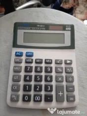 Calculator mic de birou 
