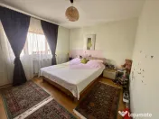 2 camere de vanzare Sebastian - Novaci 