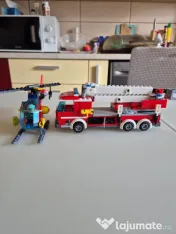 Stație pompieri + Set plăci de drum Lego!!! 