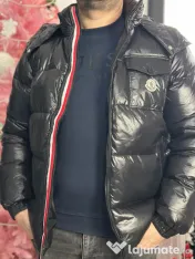 Geaca moncler cu puf 