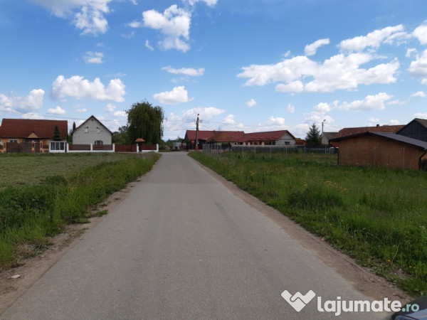 Teren intravilan construibil zona rezidentiala Lunca Calnicului 2325mp