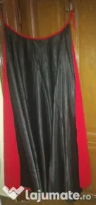 Pelerină magician de catifea, căptușită.