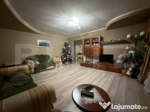 Apartament 3 camere, 75 mp, zona Orizont-Craiovița Nouă