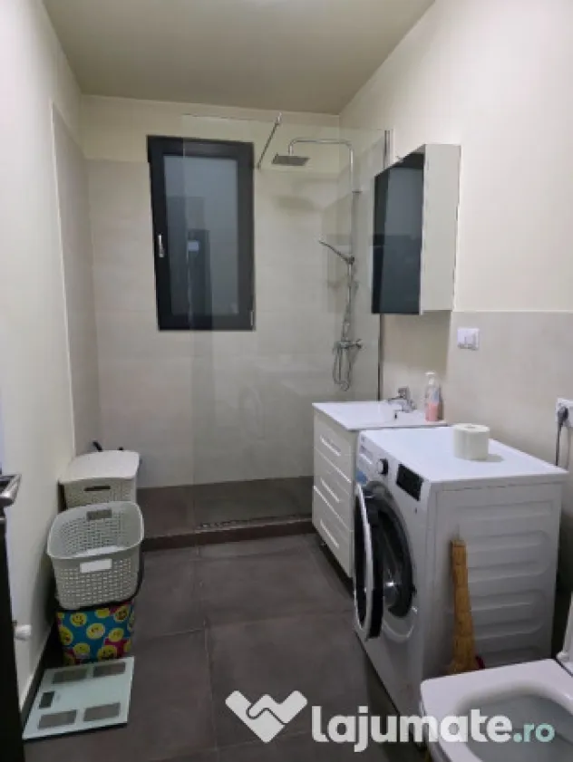 Inchiriez apartament 2 camere decomandat cartier Borhanci