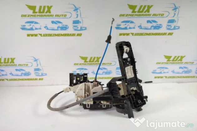Broasca incuietoare usa stanga fata a2047601700 Mercedes-Ben