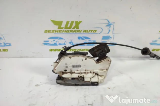 Broasca usa stanga spate 5k4839015q Volkswagen VW Golf 7 [20