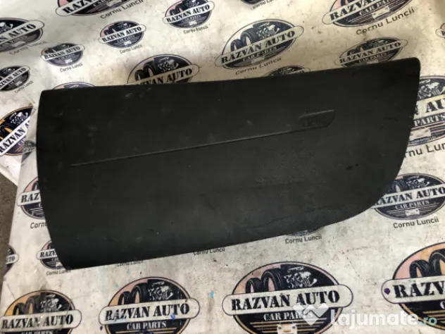Airbag pasager UK Dacia Sandero 2018