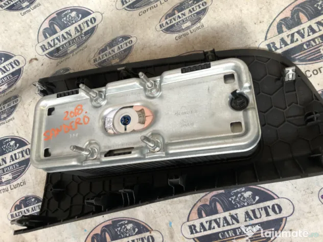 Airbag pasager UK Dacia Sandero 2018