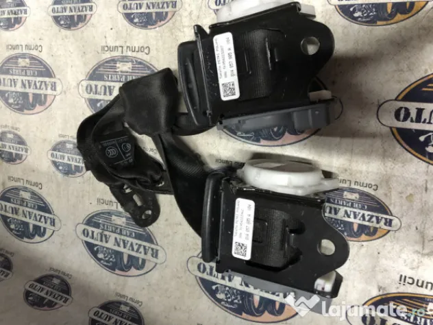 Set centuri spate stanga-dreapta Audi A1 2012