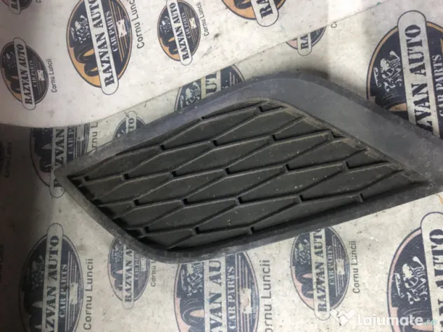 Grila proiector stanga Seat Ibiza