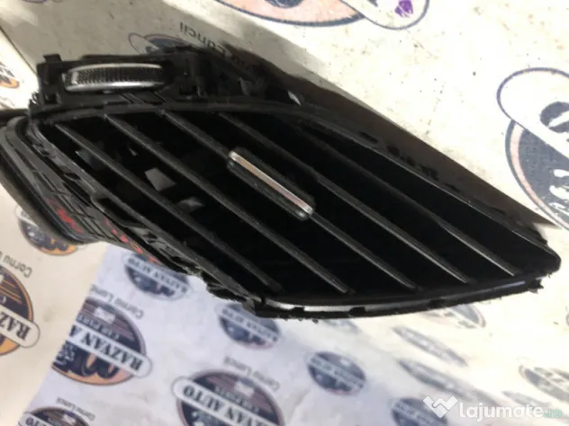 Grila ventilatie centrala dreapta Hyundai I40 2014