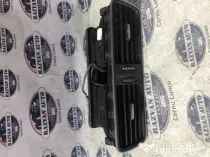 Grila ventilatie centrala Volkswagen Passat CC 2011