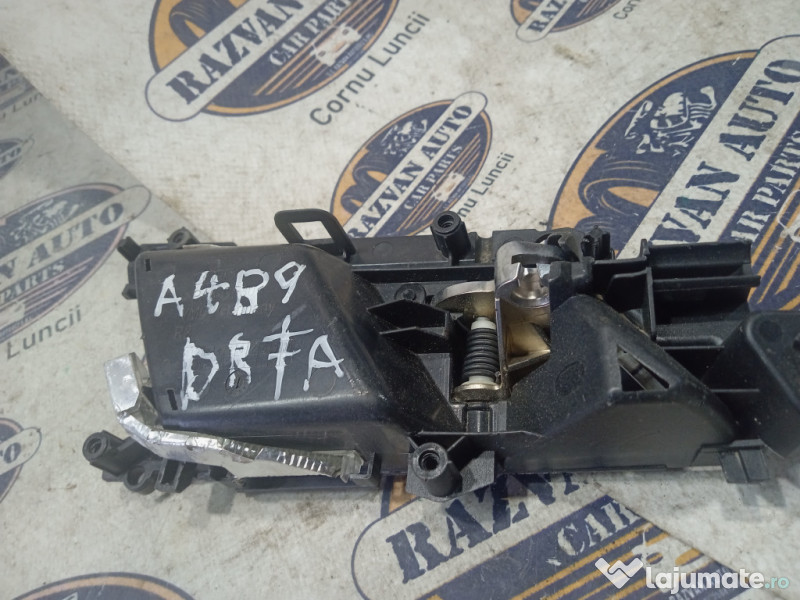 Maner interior dreapta fata Audi A4 B9 2016