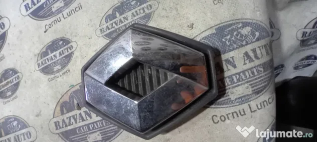 Emblema Renault Captur