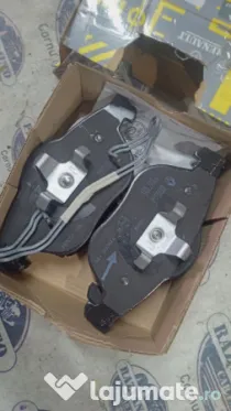 Placute fata Renault Laguna