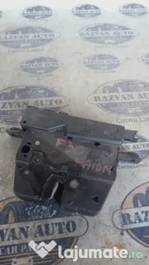 Broasca hayon BMW F30 2012