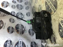 Broasca dreapta spate Opel Astra J 2012