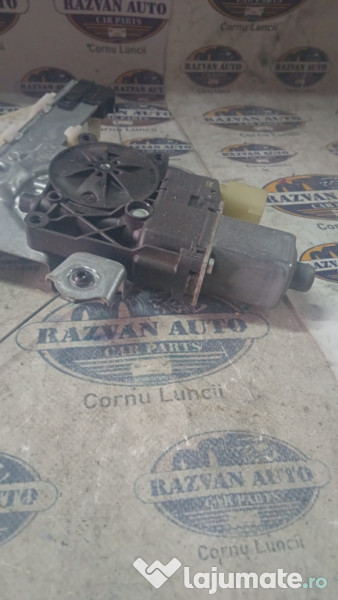 Macara geam dreapta spate Ford Kuga 2014