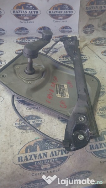Macara geam dreapta spate Skoda Fabia 3 2013