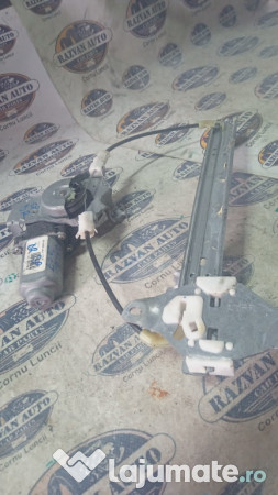 Macara geam dreapta spate Nissan Qashqai 2007