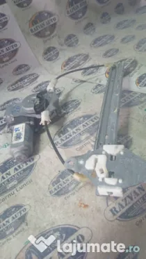 Macara geam dreapta spate Nissan Qashqai 2007