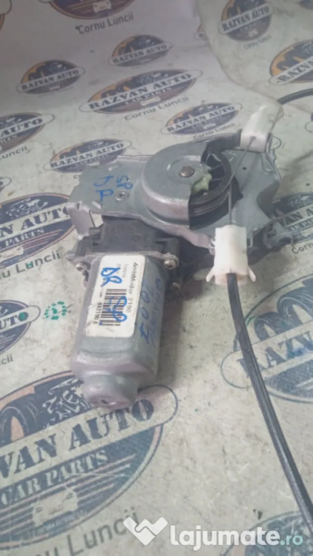 Macara geam dreapta spate Nissan Qashqai 2007