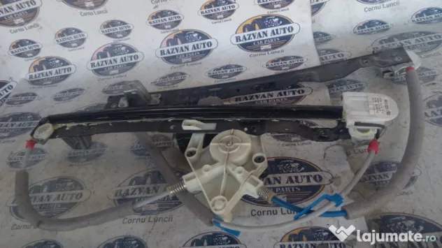 Macara geam stanga fata Ford B-MAX 2012