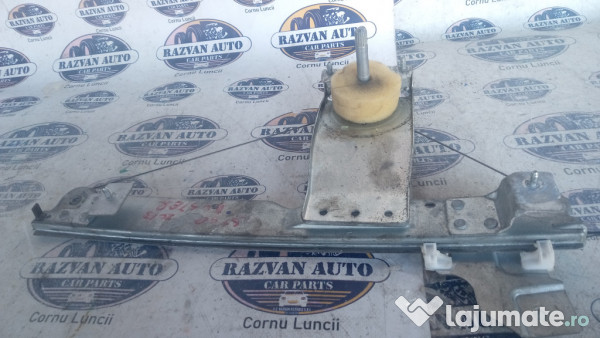 Macara geam stanga spate Dacia Duster 2013