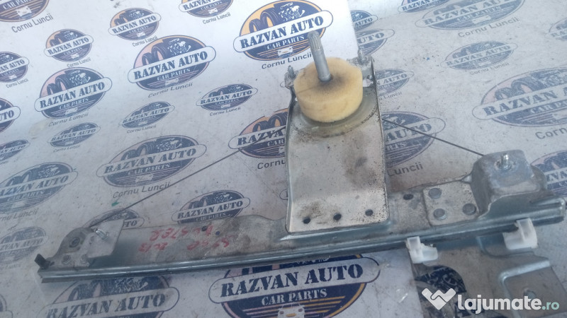 Macara geam stanga spate Dacia Duster 2013