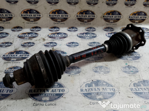 Planetara stanga fata Audi A4 B8 Motorina 2011