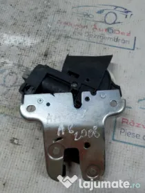 Broasca hayon Audi A8 2009