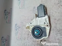 Motoras macara dreapta fata Audi A4 B8 2012