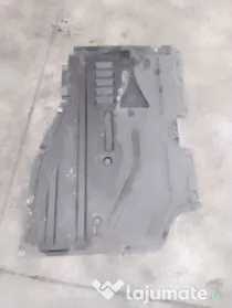 Scut lateral stanga BMW X3 F25 2.0 Motorina 2014